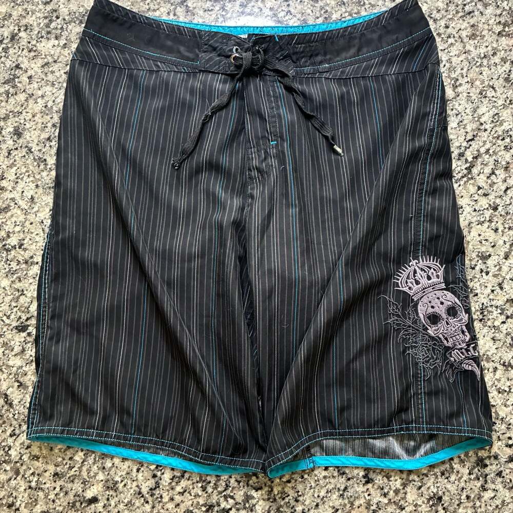 Micros Pinstripe Skull Crown Board Shorts Mens Size 32 Swim Trunks